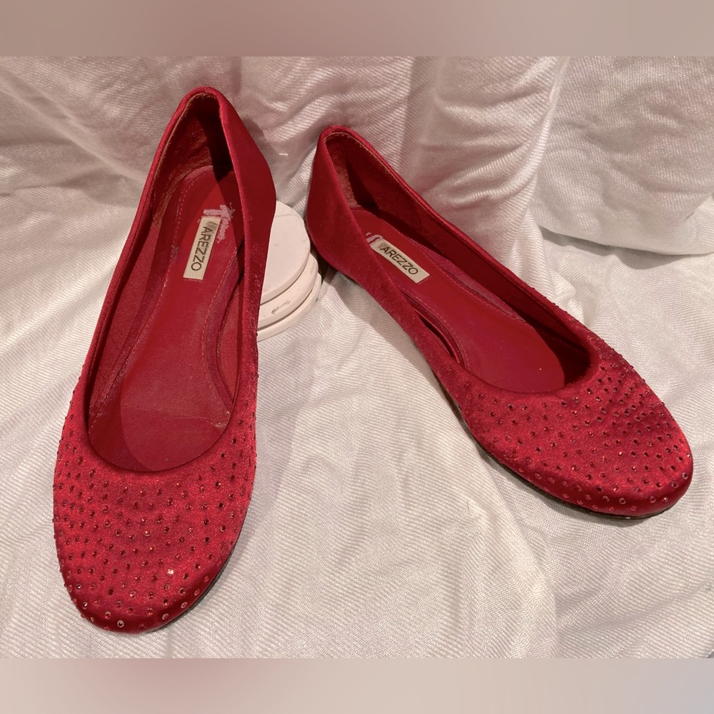 Red Satin Flats, Round Toe, 1/4-inch Heel, Embellished, Arezzo, size US 5.